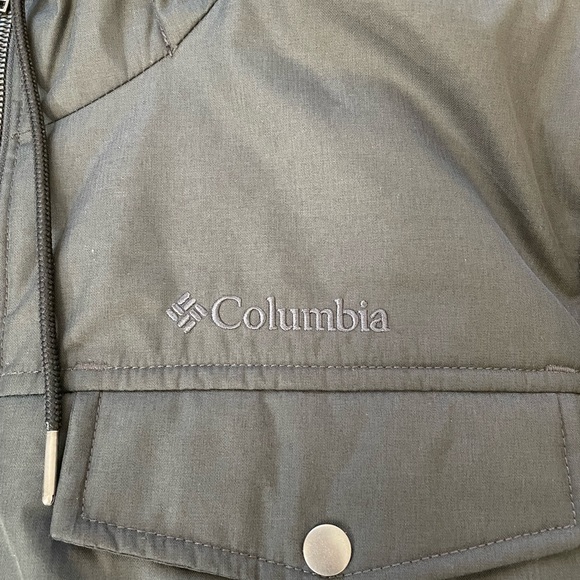 Columbia Montague Falls Jacket. Mens size large. - Picture 2 of 4